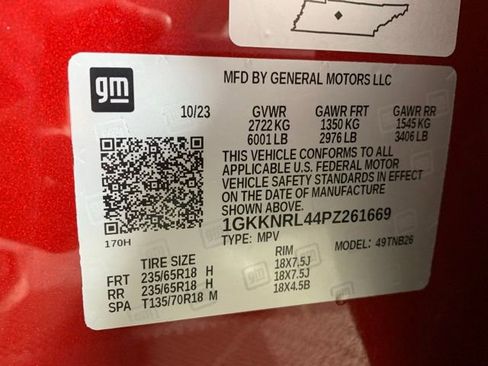 Used 2023 GMC Acadia SLE w/ Driver Convenience Package image 41