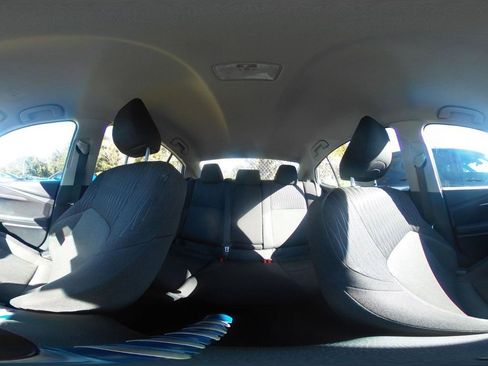 Used 2025 Toyota Camry LE image 40