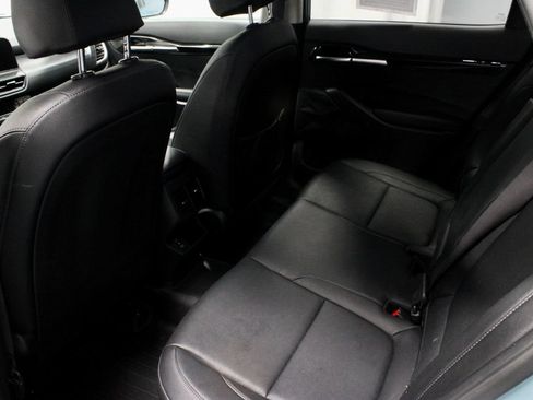 Used 2025 Kia Seltos SX AWD/4WD image 22