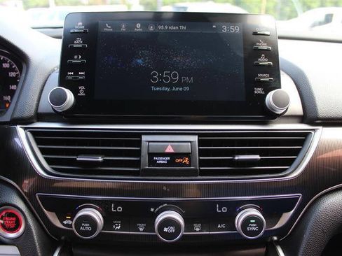Used 2019 Honda Accord Sport image 15