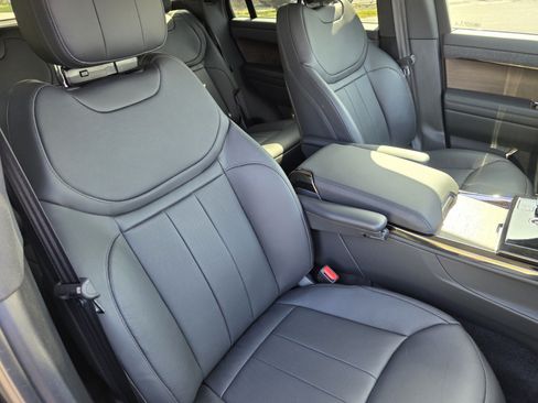 Certified 2024 Land Rover Range Rover Sport SE AWD/4WD image 26