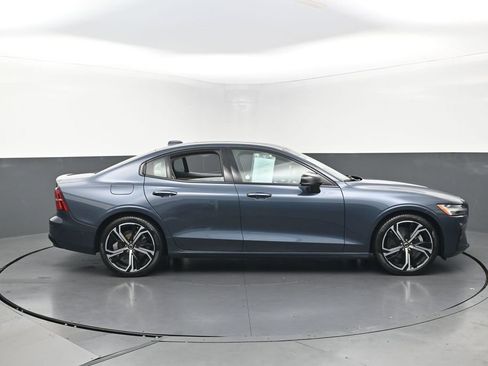 Used 2024 Volvo S60 B5 Ultimate image 10