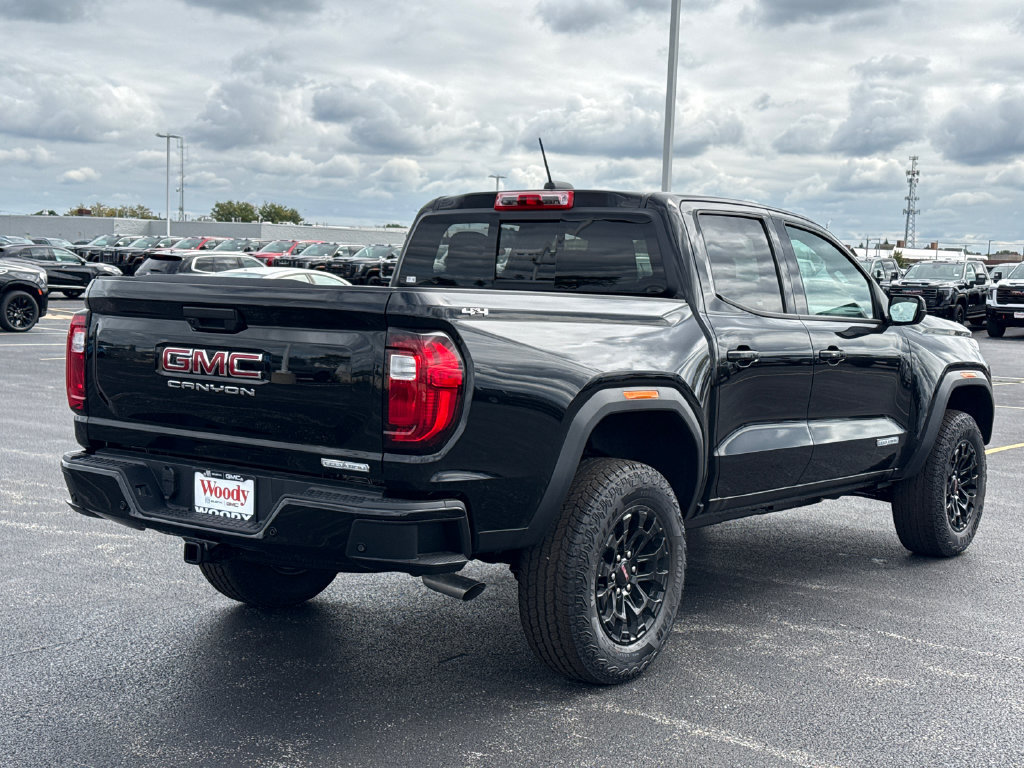 New 2026 GMC Canyon Elevation AWD/4WD image 9