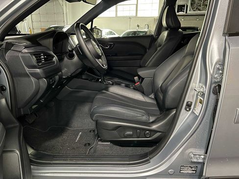 Used 2025 Subaru Forester Limited AWD/4WD image 22