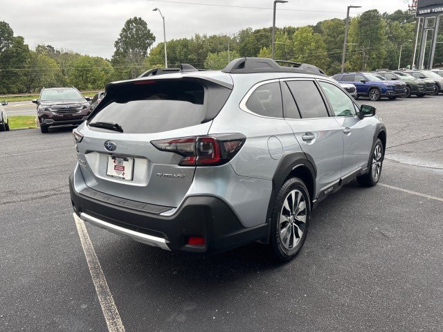 Certified 2024 Subaru Outback Limited AWD/4WD image 3