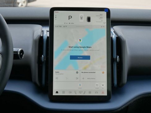 New 2026 Volvo EX30 Plus w/ Climate Package image 8