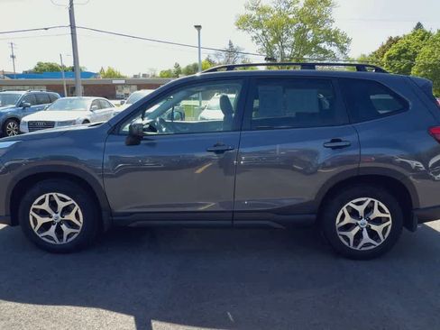 Certified 2023 Subaru Forester Premium AWD/4WD image 5