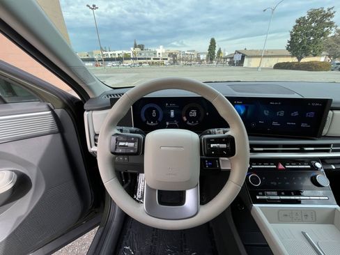 Used 2025 Hyundai Santa Fe SEL image 37