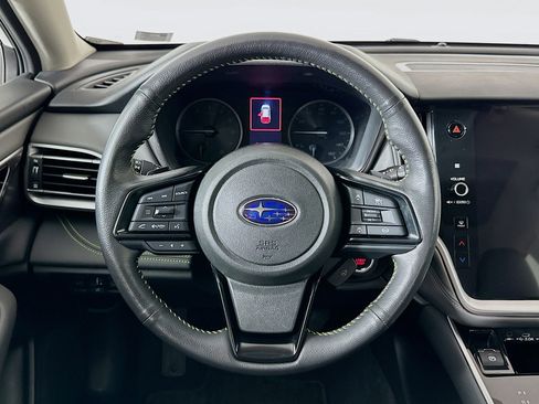 Used 2025 Subaru Outback Onyx Edition image 18