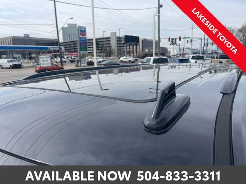 Used 2021 GMC Yukon AT4 w/ AT4 Premium Plus Package image 10