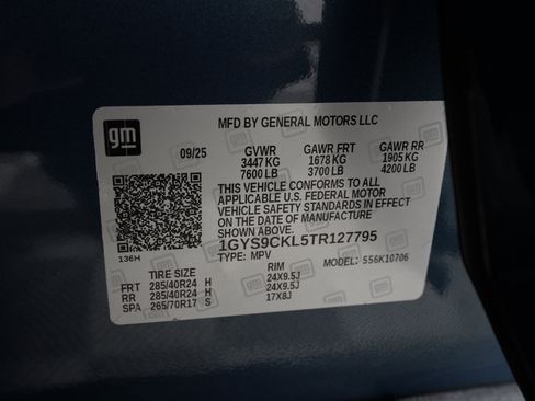 Used 2026 Cadillac Escalade Luxury w/ LPO, Radiant Package image 42