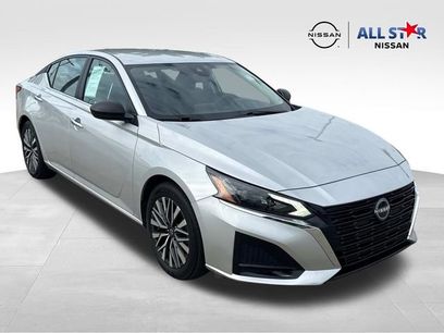 Used 2025 Nissan Altima 2.5 SV