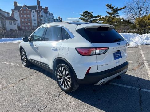 Used 2020 Ford Escape Titanium image 7