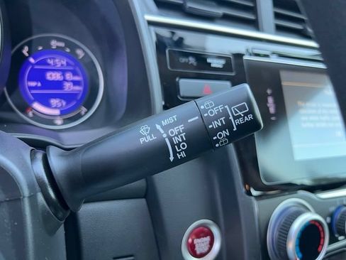 Used 2015 Honda Fit EX image 19