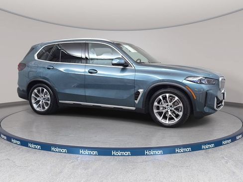 Used 2026 BMW X5 xDrive40i AWD/4WD image 3