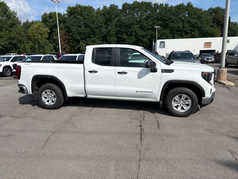 Used 2023 GMC Sierra 1500 Pro w/ Pro Value Package AWD/4WD image 26
