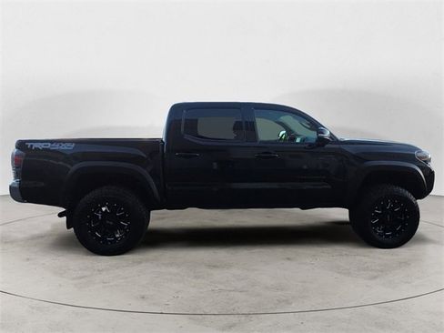 Used 2021 Toyota Tacoma TRD Off-Road image 6