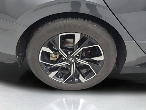 Certified 2025 Hyundai Sonata SEL FWD image 43