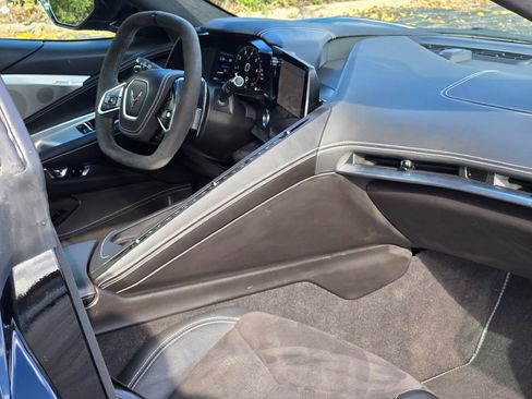 Used 2023 Chevrolet Corvette Stingray Premium Cpe w/ Z51 Performance Package image 32