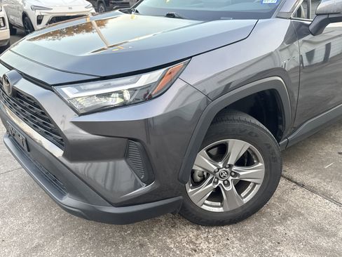 Used 2024 Toyota RAV4 XLE w/ Convenience Package image 3