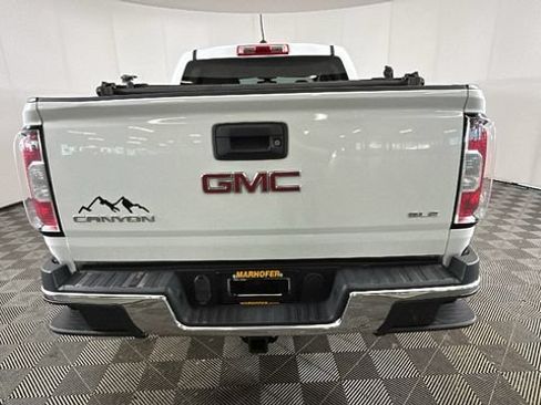 Used 2015 GMC Canyon SLE AWD/4WD image 3