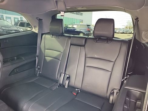 Used 2016 Honda Pilot Elite image 38