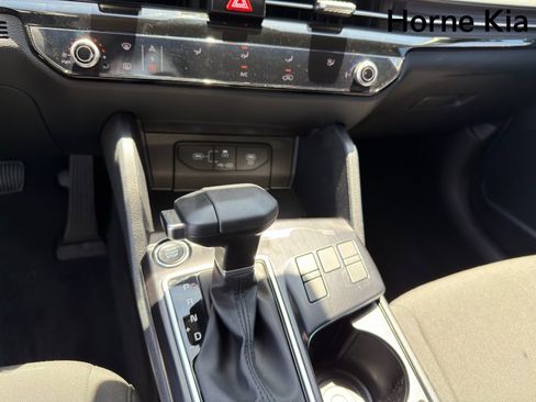 New 2026 Kia Sportage LX FWD image 18