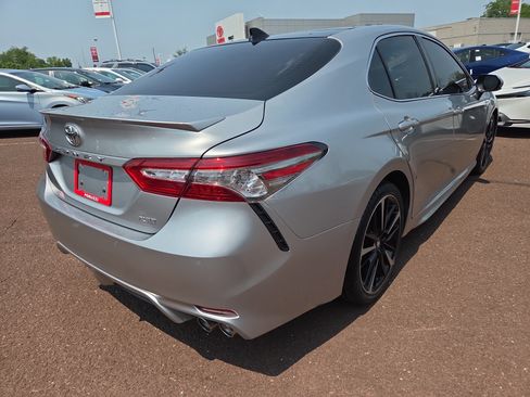Certified 2018 Toyota Camry XSE w/ Driver Assist Package FWD image 3