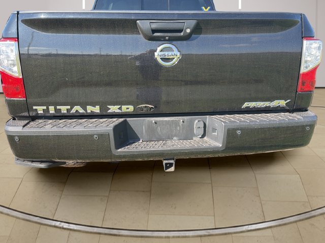 Used 2018 Nissan Titan PRO-4X w/ Pro-4x Utility Package AWD/4WD image 8