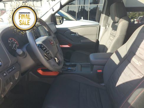 Used 2023 Nissan Frontier Pro-X w/ Tow Package image 16