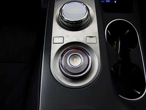 Used 2025 Genesis GV70 3.5T Sport w/ Sport Prestige Package AWD/4WD image 19