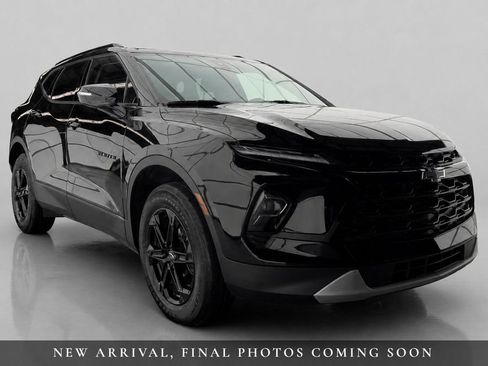 Used 2024 Chevrolet Blazer LT w/ Midnight/Sport Edition FWD image 1