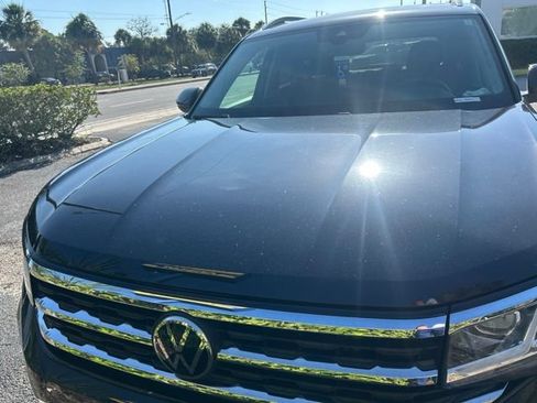 Used 2022 Volkswagen Atlas SEL AWD/4WD image 9