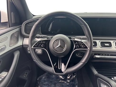 Used 2025 Mercedes-Benz GLE 350 4MATIC image 16