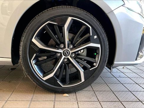 Used 2025 Nissan Altima 2.5 SR image 34