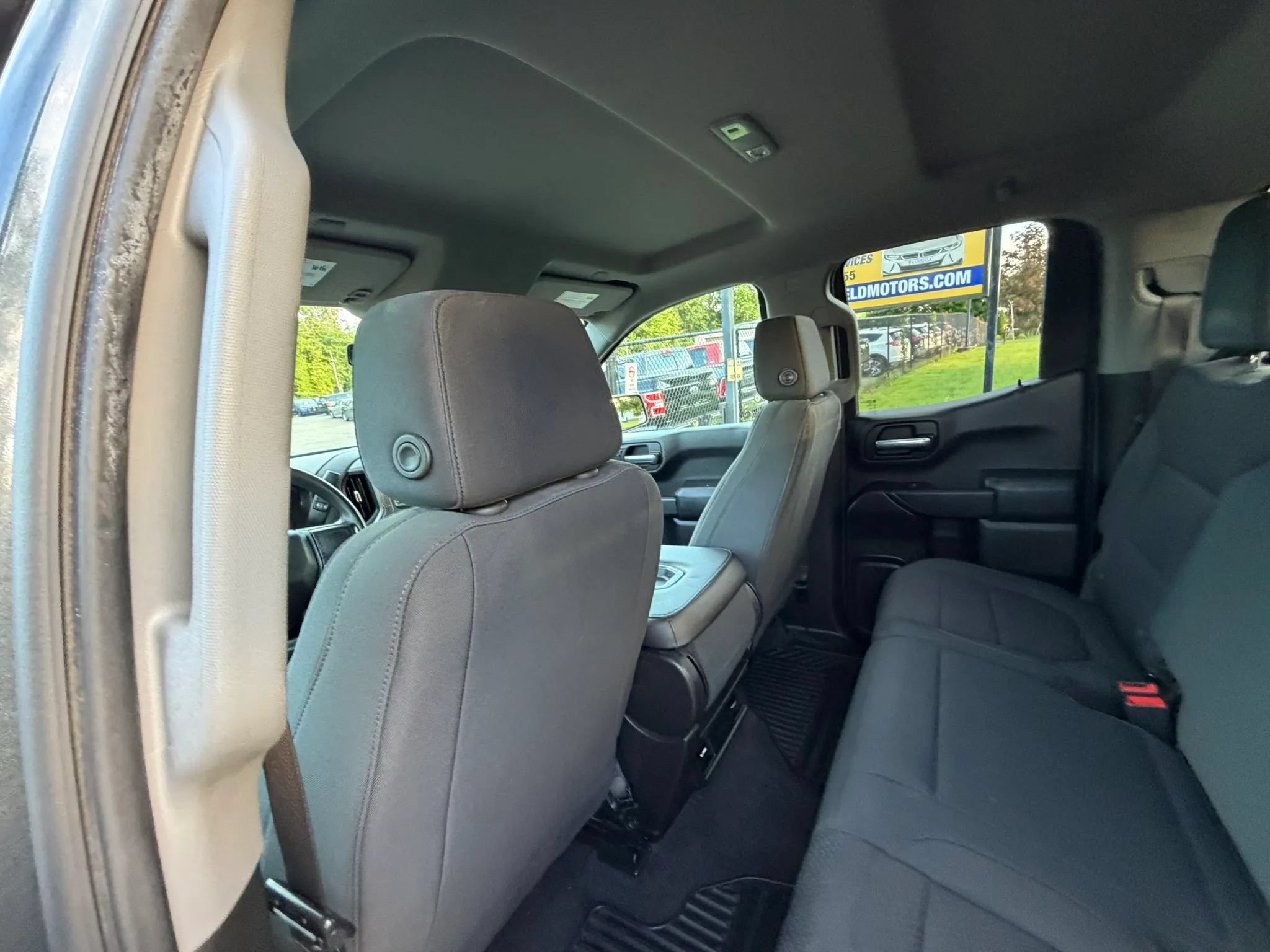 Used 2020 Chevrolet Silverado 1500 Custom w/ Custom Value Package AWD/4WD image 18