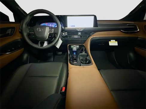 New 2026 Toyota Crown Limited image 6