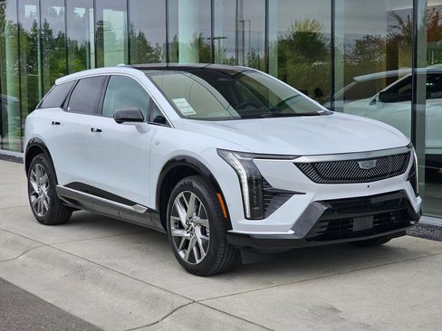 New 2026 Cadillac Optiq Luxury 1 AWD/4WD image 7