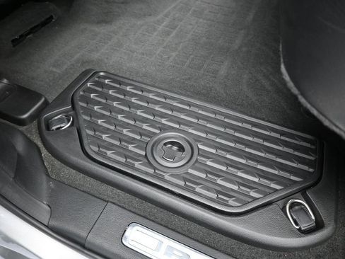 Used 2021 RAM 1500 Laramie image 38