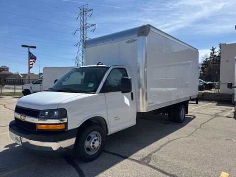 New 2025 Chevrolet Express 4500 w/ Power Convenience Package RWD image 1