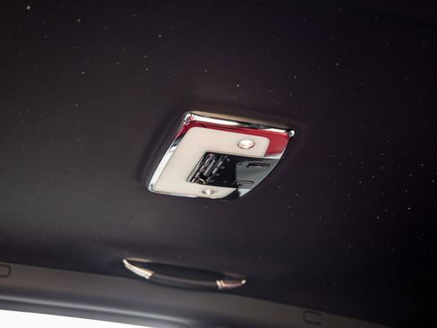 New 2026 Rolls-Royce Cullinan image 29