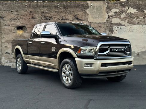 Used 2016 RAM 2500 Longhorn w/ Convenience Group image 2