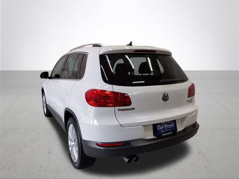 Used 2014 Volkswagen Tiguan SE AWD/4WD image 12