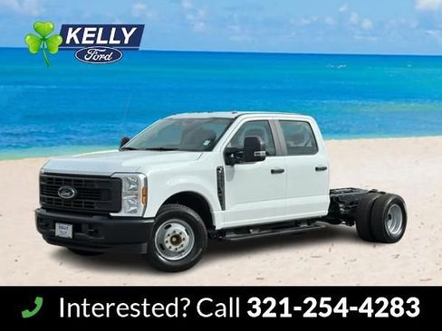 New 2025 Ford F350 XL image 1