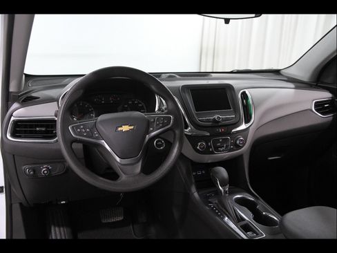 Certified 2023 Chevrolet Equinox LS w/ Driver Confidence II Package AWD/4WD image 6