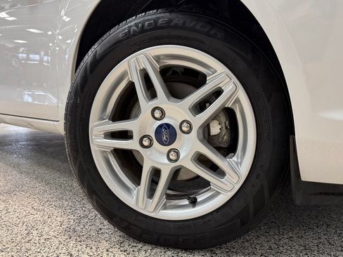 Used 2019 Ford Fiesta SE FWD image 8