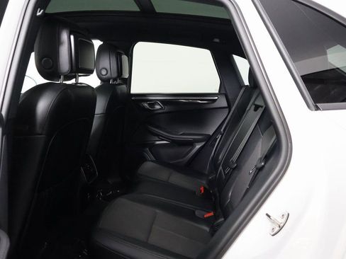 Used 2024 Porsche Macan AWD/4WD image 11