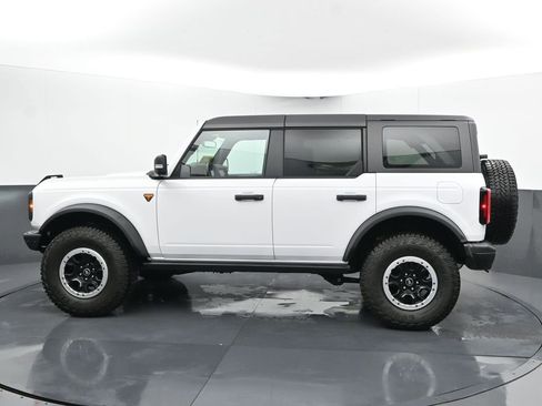 New 2025 Ford Bronco Badlands image 7