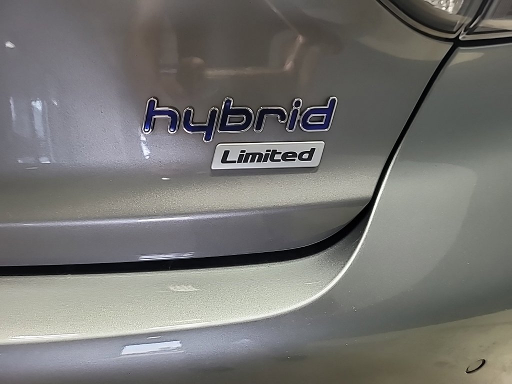 Used 2017 Hyundai Sonata Limited w/ Ultimate Package 02 FWD image 6