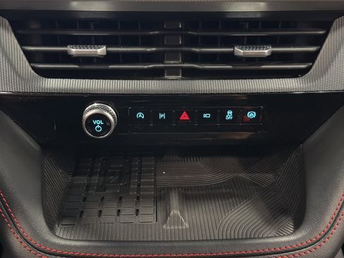 Used 2025 Ford Explorer ST image 26